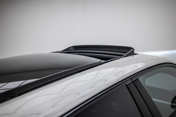 Porsche Cayenne 3.0 E-Hybrid |Pano|Krijt|SportChrono|Fabrieksgarantie t/m 2029|