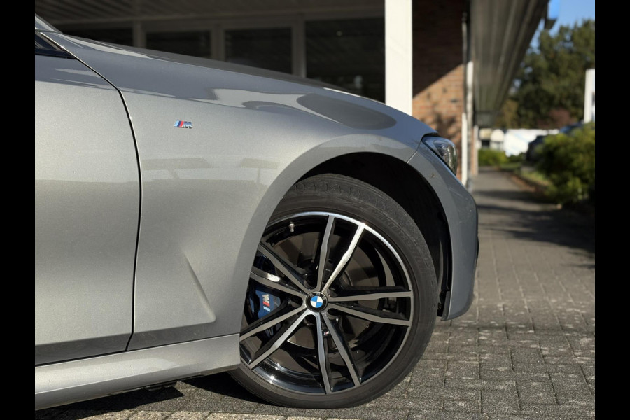 BMW 3-serie 330i High Executive Edition | M Sport | Pano, Leder, Navi, Stoelverw., PDC, Cruise, Climate | Dealeroh. | Individual |