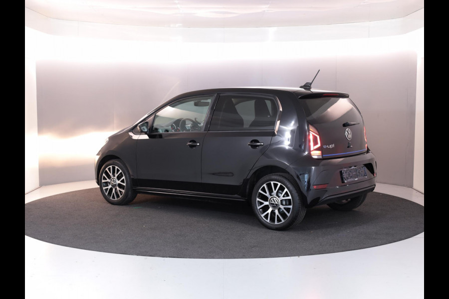 Volkswagen e-Up! e-up! Style 83PK | Navigatie via app | Cruise control | LM velgen | Acteruitrijcamera | Multifunctioneel stuurwiel | Volkswagen e-Up! e-up! Style 83PK | Navigatie via app | Cruise control | LM velgen | Acteruitrijcamera | Multifunctioneel stuurwiel |