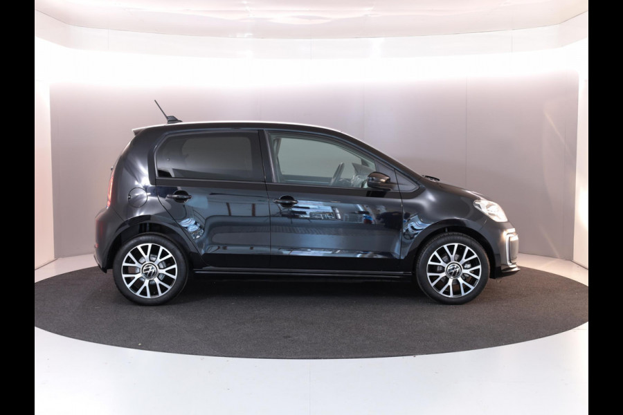 Volkswagen e-Up! e-up! Style 83PK | Navigatie via app | Cruise control | LM velgen | Acteruitrijcamera | Multifunctioneel stuurwiel | Volkswagen e-Up! e-up! Style 83PK | Navigatie via app | Cruise control | LM velgen | Acteruitrijcamera | Multifunctioneel stuurwiel |