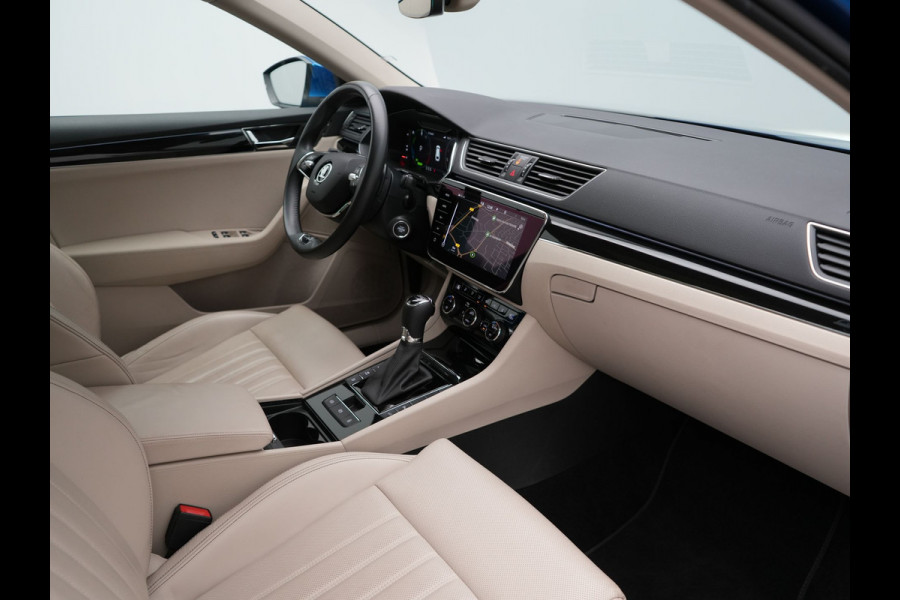 Škoda Superb Combi 1.4 TSI iV Laurin & Klement Plug In Hybrid 218pk Dealer O.H PHEV | Panodak | Adaptive Cruise | Lederen Stoelen Memory & Massage & Ventilatie | Canton Audio | Apple Carplay | Stuur & Stoelen Verwarmd | Keyless | Virtual | Navigatie | DAB |