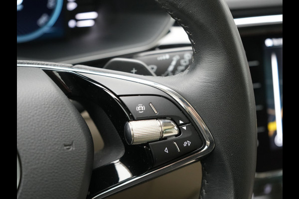 Škoda Superb Combi 1.4 TSI iV Laurin & Klement Plug In Hybrid 218pk Dealer O.H PHEV | Panodak | Adaptive Cruise | Lederen Stoelen Memory & Massage & Ventilatie | Canton Audio | Apple Carplay | Stuur & Stoelen Verwarmd | Keyless | Virtual | Navigatie | DAB |