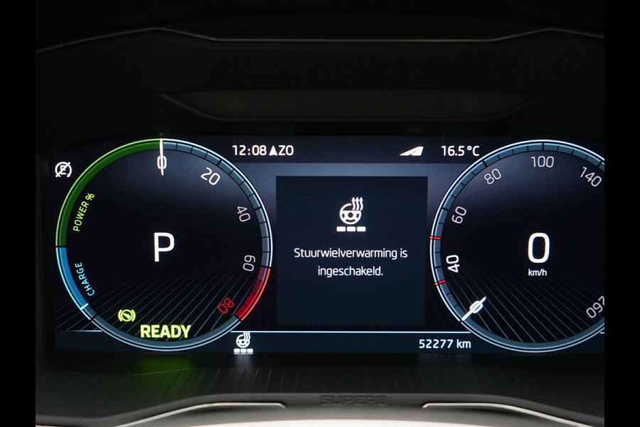 Škoda Superb Combi 1.4 TSI iV Laurin & Klement Plug In Hybrid 218pk Dealer O.H PHEV | Panodak | Adaptive Cruise | Lederen Stoelen Memory & Massage & Ventilatie | Canton Audio | Apple Carplay | Stuur & Stoelen Verwarmd | Keyless | Virtual | Navigatie | DAB |