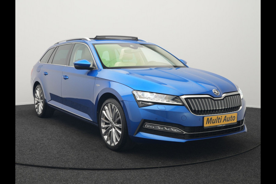 Škoda Superb Combi 1.4 TSI iV Laurin & Klement Plug In Hybrid 218pk Dealer O.H PHEV | Panodak | Adaptive Cruise | Lederen Stoelen Memory & Massage & Ventilatie | Canton Audio | Apple Carplay | Stuur & Stoelen Verwarmd | Keyless | Virtual | Navigatie | DAB |