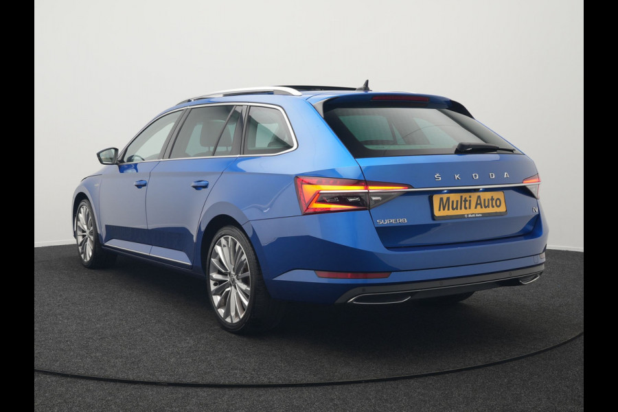 Škoda Superb Combi 1.4 TSI iV Laurin & Klement Plug In Hybrid 218pk Dealer O.H PHEV | Panodak | Adaptive Cruise | Lederen Stoelen Memory & Massage & Ventilatie | Canton Audio | Apple Carplay | Stuur & Stoelen Verwarmd | Keyless | Virtual | Navigatie | DAB |