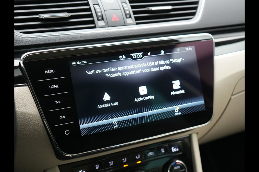 Škoda Superb Combi 1.4 TSI iV Laurin & Klement Plug In Hybrid 218pk Dealer O.H PHEV | Panodak | Adaptive Cruise | Lederen Stoelen Memory & Massage & Ventilatie | Canton Audio | Apple Carplay | Stuur & Stoelen Verwarmd | Keyless | Virtual | Navigatie | DAB |