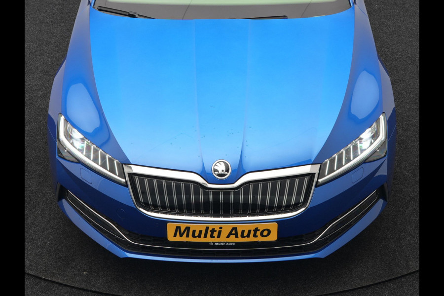 Škoda Superb Combi 1.4 TSI iV Laurin & Klement Plug In Hybrid 218pk Dealer O.H PHEV | Panodak | Adaptive Cruise | Lederen Stoelen Memory & Massage & Ventilatie | Canton Audio | Apple Carplay | Stuur & Stoelen Verwarmd | Keyless | Virtual | Navigatie | DAB |