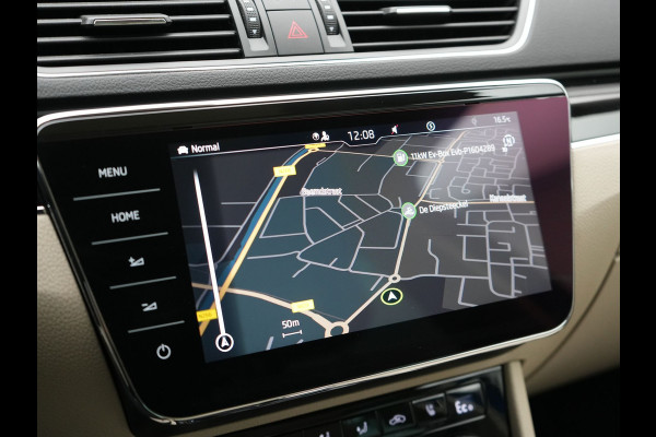 Škoda Superb Combi 1.4 TSI iV Laurin & Klement Plug In Hybrid 218pk Dealer O.H PHEV | Panodak | Adaptive Cruise | Lederen Stoelen Memory & Massage & Ventilatie | Canton Audio | Apple Carplay | Stuur & Stoelen Verwarmd | Keyless | Virtual | Navigatie | DAB |