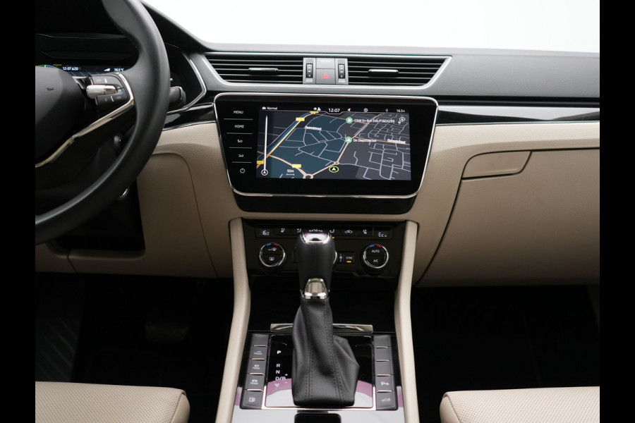 Škoda Superb Combi 1.4 TSI iV Laurin & Klement Plug In Hybrid 218pk Dealer O.H PHEV | Panodak | Adaptive Cruise | Lederen Stoelen Memory & Massage & Ventilatie | Canton Audio | Apple Carplay | Stuur & Stoelen Verwarmd | Keyless | Virtual | Navigatie | DAB |