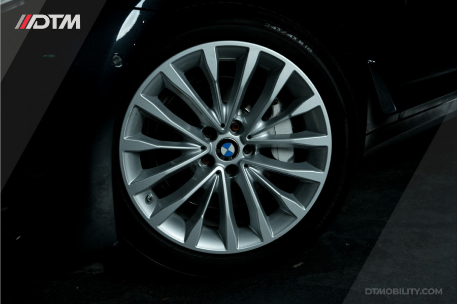 BMW 5 Serie Touring 525d High Executive | Panoramadak | Stoeverkl. | 360 |