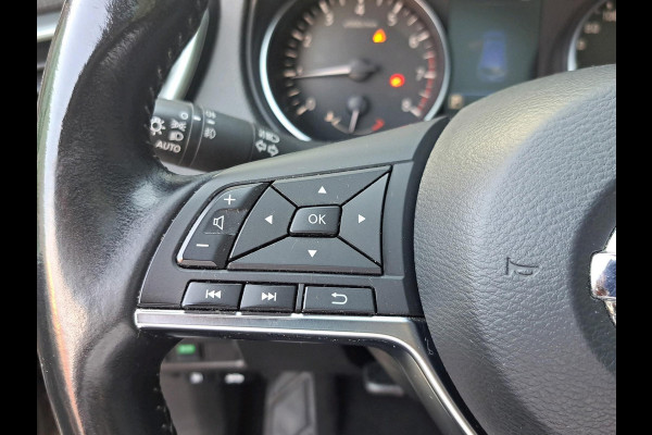 Nissan QASHQAI 1.3 DIG-T N-Connecta | automaat | 160PK | navigatie | panoramadak | stoelverwarming | trekhaak