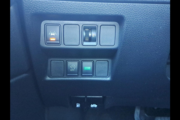 Nissan QASHQAI 1.3 DIG-T N-Connecta | automaat | 160PK | navigatie | panoramadak | stoelverwarming | trekhaak