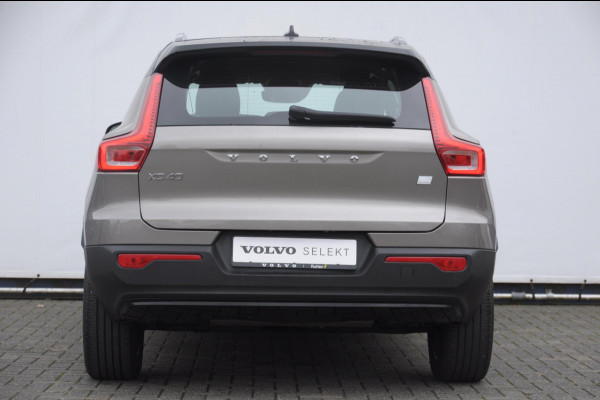 Volvo XC40 T4 211PK Automaat Recharge R-Design / Keyless entry / Elektrische achterklep / Leder met alcantara interieur / Parkeersensoren met camera / Stoel - en stuurwielverwarming / Apple carplay