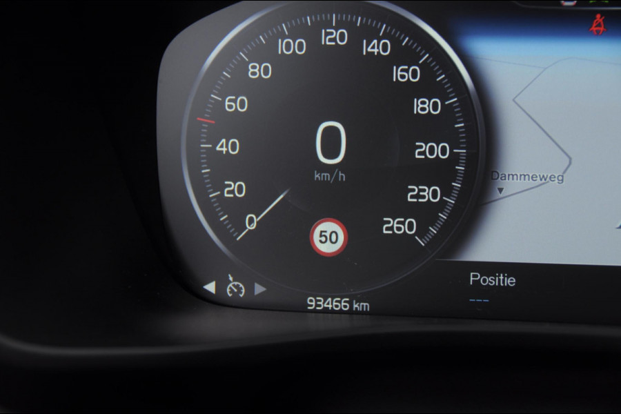 Volvo XC40 T4 211PK Automaat Recharge R-Design / Keyless entry / Elektrische achterklep / Leder met alcantara interieur / Parkeersensoren met camera / Stoel - en stuurwielverwarming / Apple carplay