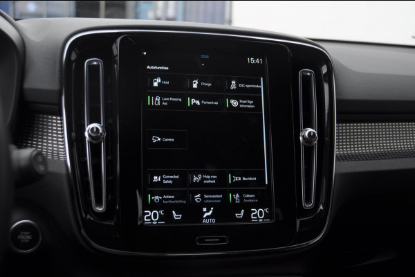 Volvo XC40 T4 211PK Automaat Recharge R-Design / Keyless entry / Elektrische achterklep / Leder met alcantara interieur / Parkeersensoren met camera / Stoel - en stuurwielverwarming / Apple carplay