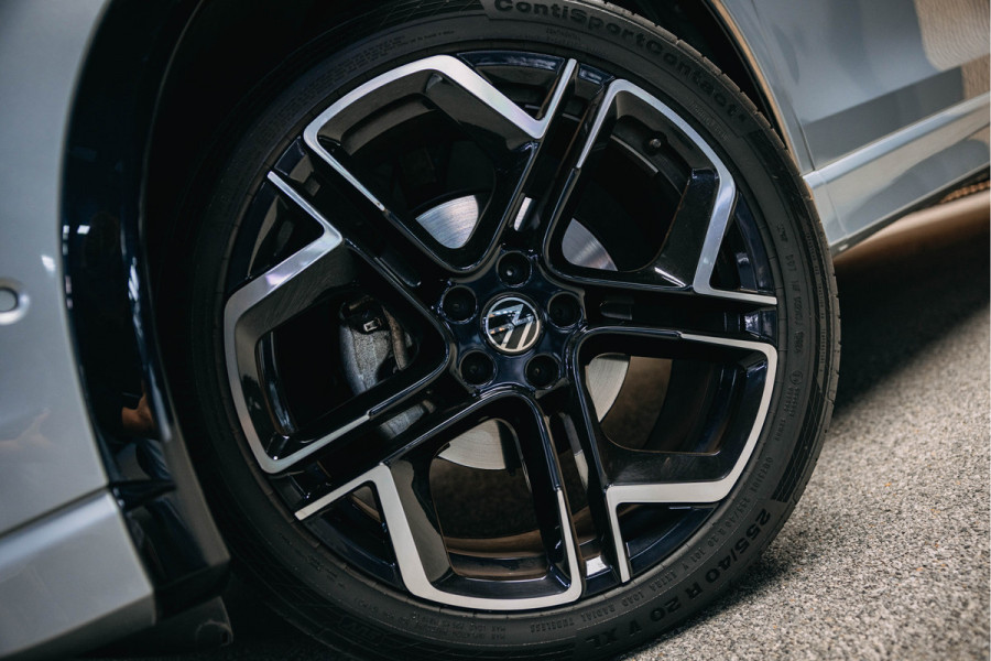 Volkswagen Tiguan 1.5 eTSI R-Line Edition | Stoelmassage | Pano | Head-Up | Stoelverwarming en verkoeling |