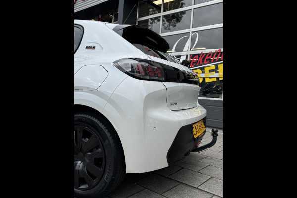 Peugeot 208 1.2 PureTech Active Pack - Apple CarPlay / Navigatie I Airco I LED I PDC I 54.200 KM - Dealer onderhouden Peugeot 208 1.2 PureTech Active Pack - Apple CarPlay / Navigatie I Airco I LED I PDC I 54.200 KM - Dealer onderhouden