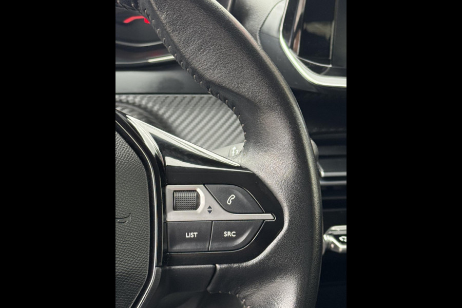 Peugeot 208 1.2 PureTech Active Pack - Apple CarPlay / Navigatie I Airco I LED I PDC I 54.200 KM - Dealer onderhouden Peugeot 208 1.2 PureTech Active Pack - Apple CarPlay / Navigatie I Airco I LED I PDC I 54.200 KM - Dealer onderhouden