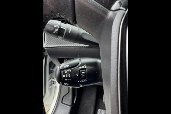 Peugeot 208 1.2 PureTech Active Pack - Apple CarPlay / Navigatie I Airco I LED I PDC I 54.200 KM - Dealer onderhouden Peugeot 208 1.2 PureTech Active Pack - Apple CarPlay / Navigatie I Airco I LED I PDC I 54.200 KM - Dealer onderhouden