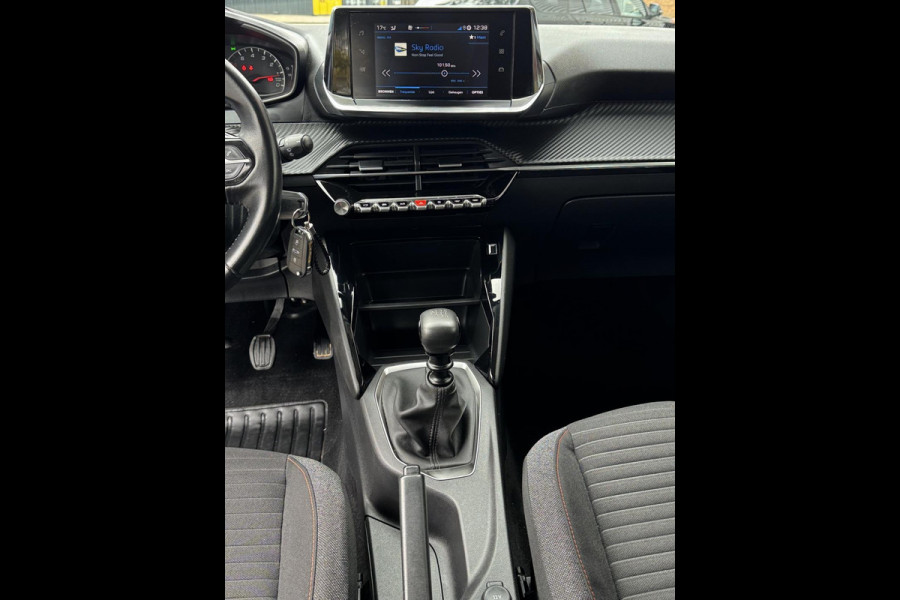 Peugeot 208 1.2 PureTech Active Pack - Apple CarPlay / Navigatie I Airco I LED I PDC I 54.200 KM - Dealer onderhouden Peugeot 208 1.2 PureTech Active Pack - Apple CarPlay / Navigatie I Airco I LED I PDC I 54.200 KM - Dealer onderhouden