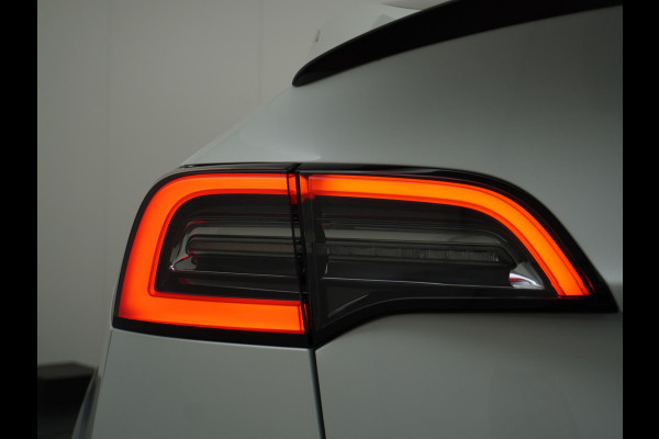Tesla Model Y Performance AWD 75 kWh AUTOPILOT | LEDER | PANO | TESLA GARANTIE T/M 6-2026 Tesla Model Y Performance AWD 75 kWh AUTOPILOT | LEDER | PANO | TESLA GARANTIE T/M 6-2026