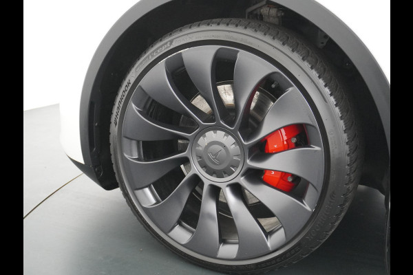 Tesla Model Y Performance AWD 75 kWh AUTOPILOT | LEDER | PANO | TESLA GARANTIE T/M 6-2026 Tesla Model Y Performance AWD 75 kWh AUTOPILOT | LEDER | PANO | TESLA GARANTIE T/M 6-2026