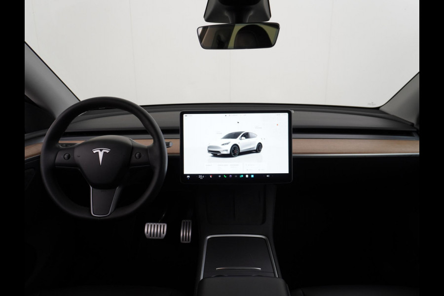 Tesla Model Y Performance AWD 75 kWh AUTOPILOT | LEDER | PANO | TESLA GARANTIE T/M 6-2026 Tesla Model Y Performance AWD 75 kWh AUTOPILOT | LEDER | PANO | TESLA GARANTIE T/M 6-2026