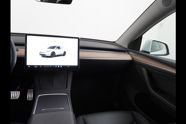 Tesla Model Y Performance AWD 75 kWh AUTOPILOT | LEDER | PANO | TESLA GARANTIE T/M 6-2026 Tesla Model Y Performance AWD 75 kWh AUTOPILOT | LEDER | PANO | TESLA GARANTIE T/M 6-2026