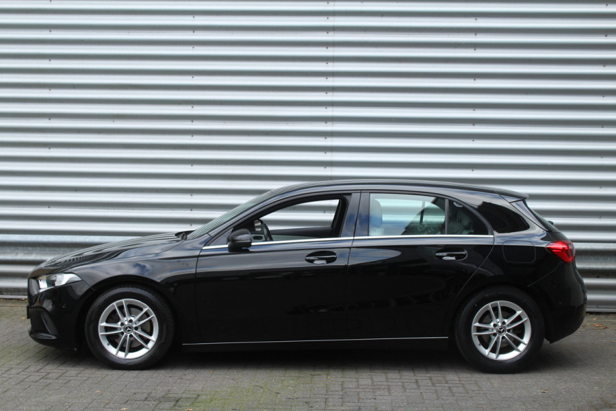 Mercedes-Benz A-Klasse 160 109pk Advantage Widescreen Leder Clima Cruise Navi Camera LMV Mercedes-Benz A-Klasse 160 109pk Advantage Widescreen Leder Clima Cruise Navi Camera LMV