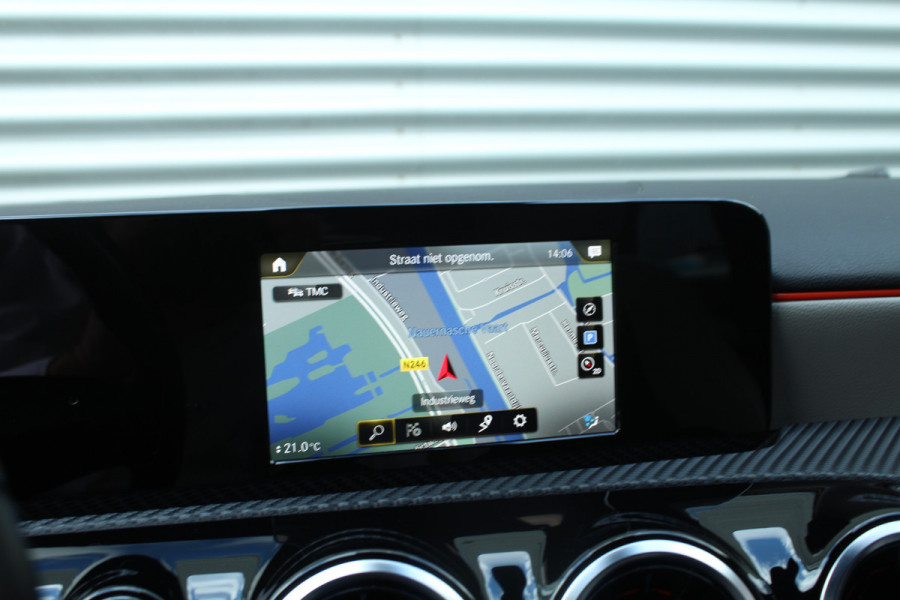 Mercedes-Benz A-Klasse 160 109pk Advantage Widescreen Leder Clima Cruise Navi Camera LMV Mercedes-Benz A-Klasse 160 109pk Advantage Widescreen Leder Clima Cruise Navi Camera LMV