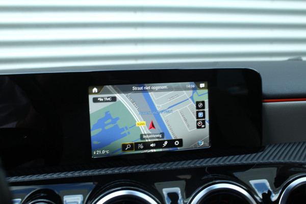Mercedes-Benz A-Klasse 160 109pk Advantage Widescreen Leder Clima Cruise Navi Camera LMV Mercedes-Benz A-Klasse 160 109pk Advantage Widescreen Leder Clima Cruise Navi Camera LMV
