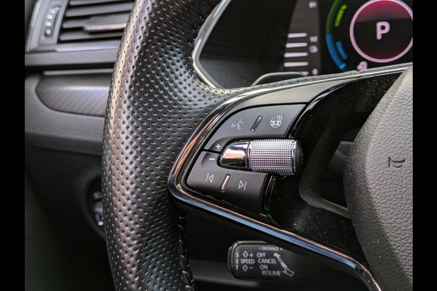 Škoda Superb 1.4 TSI iV Sportline Plug-in|Memory|Matrix-LED|Alcantara|Keyless-Entry/Go|Adaptive-Cruise|Stoel/Stuurverw.|Blindspot Škoda Superb 1.4 TSI iV Sportline Plug-in|Memory|Matrix-LED|Alcantara|Keyless-Entry/Go|Adaptive-Cruise|Stoel/Stuurverw.|Blindspot
