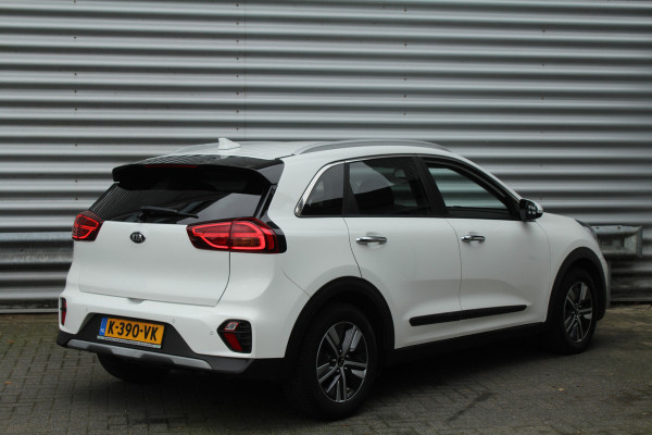 Kia Niro 1.6 GDi Hybrid 141pk DynamicPlusLine DCT6 NL-Auto NAP Clima Cruise Navi Camera Carplay 16"LMV Leder Afn. Trekhaak 1300kg