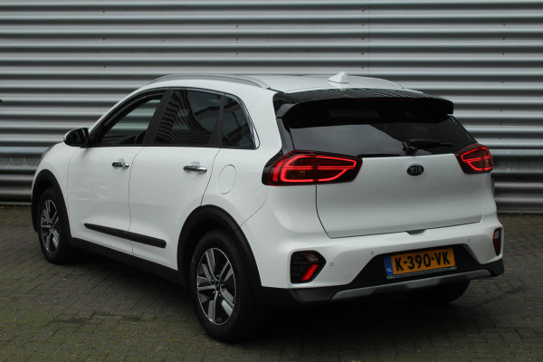 Kia Niro 1.6 GDi Hybrid 141pk DynamicPlusLine DCT6 NL-Auto NAP Clima Cruise Navi Camera Carplay 16"LMV Leder Afn. Trekhaak 1300kg