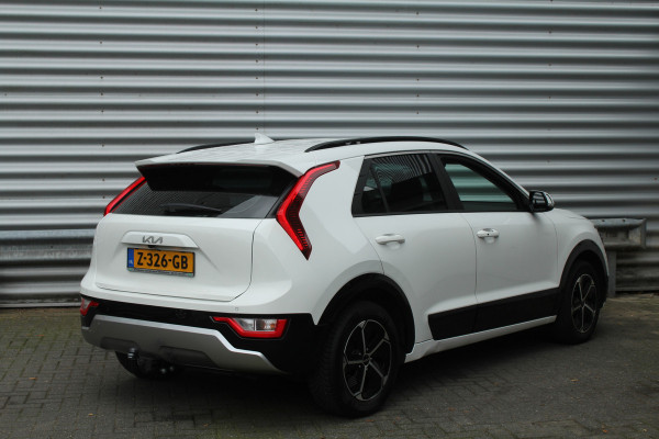Kia Niro 1.6 GDi Hybrid 141pk DynamicLine DCT6 NL-Auto NAP Clima Cruise Navi Camera Carplay Dig. Cockpit 16"LMV Trekhaak 1300kg