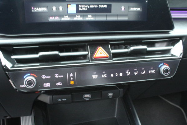 Kia Niro 1.6 GDi Hybrid 141pk DynamicLine DCT6 NL-Auto NAP Clima Cruise Navi Camera Carplay Dig. Cockpit 16"LMV Trekhaak 1300kg