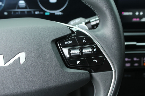 Kia Niro 1.6 GDi Hybrid 141pk DynamicLine DCT6 NL-Auto NAP Clima Cruise Navi Camera Carplay Dig. Cockpit 16"LMV Trekhaak 1300kg