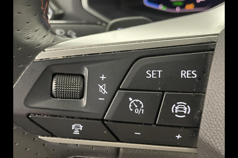 Seat Tarraco 1.4 TSI e-Hybrid FR PHEV Aut winterpack Dode hoek Navi Carplay PDC V+A Elektrische achterklep Adaptieve Onderstel Climate control Safe Drivepack