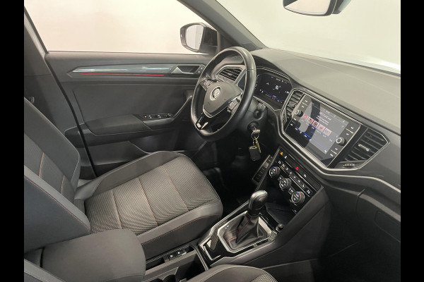 Volkswagen T-Roc 1.5 TSI Sport AUT Aut Winterpack Camera achter Adaptieve Led Auto Cruise Control PDC V+A Elektrische Kofferklep Navi Carplay