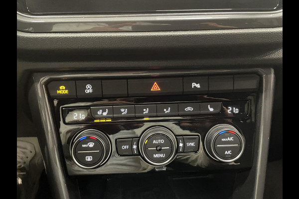 Volkswagen T-Roc 1.5 TSI Sport AUT Aut Winterpack Camera achter Adaptieve Led Auto Cruise Control PDC V+A Elektrische Kofferklep Navi Carplay