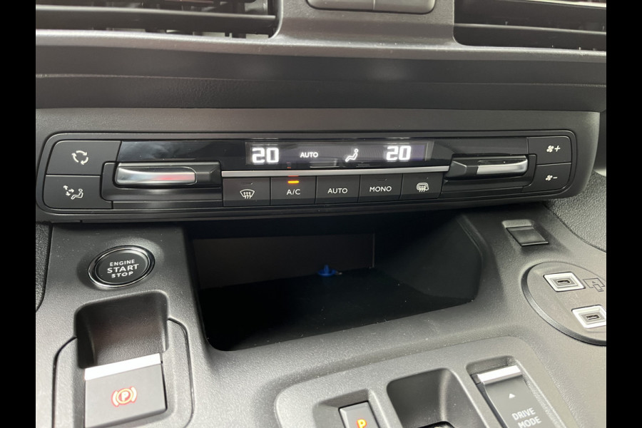 Fiat E-Doblò 136 L1 50 kWh Fiat E-Doblò 136 L1 50 kWh