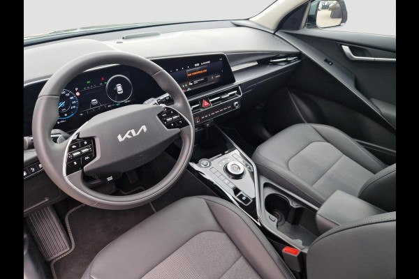 Kia Niro 1.6 GDi PHEV DynamicLine | Key-Less | Climate | Camera | Navi | Cruise | Apple Carplay / Android Auto | Kia Niro 1.6 GDi PHEV DynamicLine | Key-Less | Climate | Camera | Navi | Cruise | Apple Carplay / Android Auto |