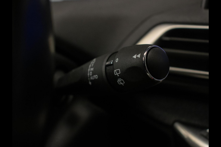 Peugeot 5008 1.2 PureTech Blue Lease Premium Sport (APPLE CARPLAY,NAVI, 360 VIEW,CAMERA,PDC,LED,TREKHAAK,SPORTSTOELEN,LM VELGEN)
