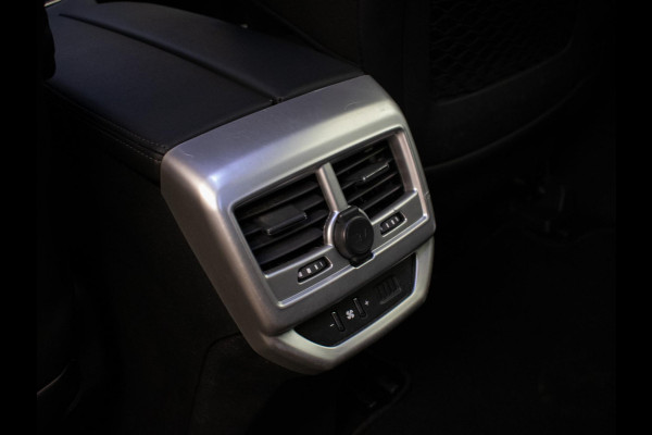Peugeot 5008 1.2 PureTech Blue Lease Premium Sport (APPLE CARPLAY,NAVI, 360 VIEW,CAMERA,PDC,LED,TREKHAAK,SPORTSTOELEN,LM VELGEN)