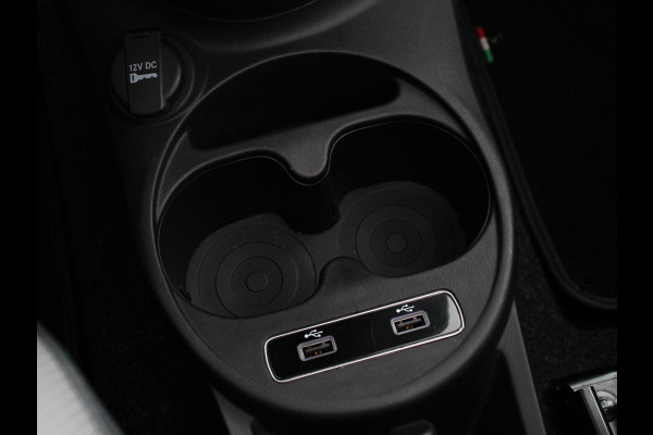 Fiat 500C 1.0 Hybrid Star Airco Cruise control Navigatie Parkeersensor achter Radio Apple Carplay/ Android Auto