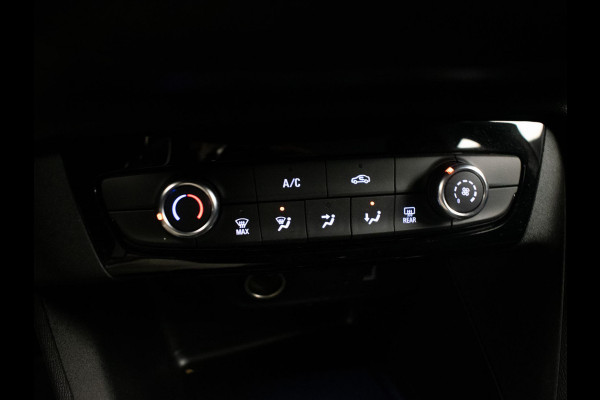 Opel Corsa 1.2 Edition Sport (APPLE CARPLAY,NAVI,LANE ASSIST,PDC,LED,CRUISE,ELEKTRISCH PAKKET,SPORTSTOELEN,NETTE STAAT)