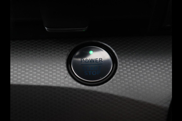 Ford Mustang Mach-E Extended RWD 98 kWh | Leder | Stoelverwarming | Adaptive cruise | Camera | Carplay | Keyless | Stuurverwarming