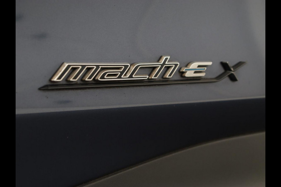 Ford Mustang Mach-E Extended RWD 98 kWh | Leder | Stoelverwarming | Adaptive cruise | Camera | Carplay | Keyless | Stuurverwarming