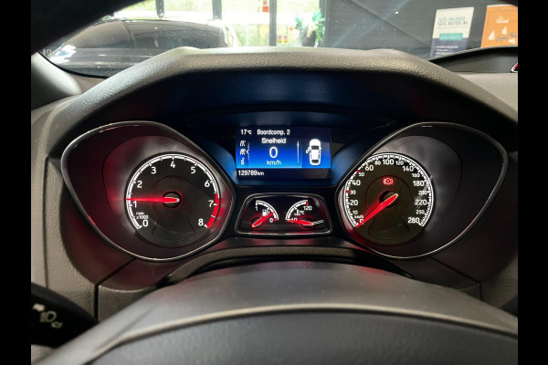 Ford FOCUS Wagon 2.0 ST-2 250 PK NAVI CLIMA RECARO CARPLAY Ford FOCUS Wagon 2.0 ST-2 250 PK NAVI CLIMA RECARO CARPLAY