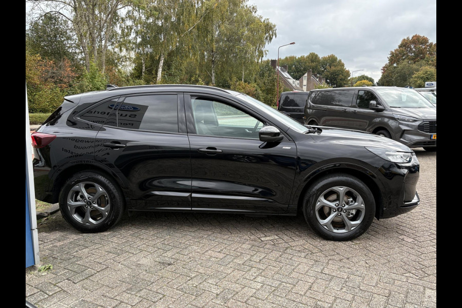 Ford Kuga 2.5 PHEV ST-Line 243pk | Wegklapbare trekhaak | Winter Pack | Ford Kuga 2.5 PHEV ST-Line 243pk | Wegklapbare trekhaak | Winter Pack |